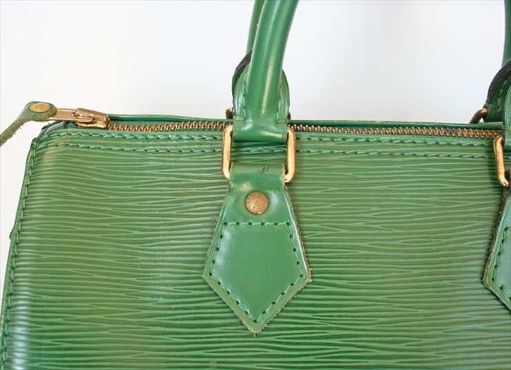Vintage Louis Vuitton Speedy 25 Green Epi Leather Bag VI0942 030723 –  KimmieBBags LLC