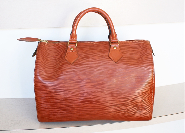 Speedy leather handbag Louis Vuitton Beige in Leather - 30830154