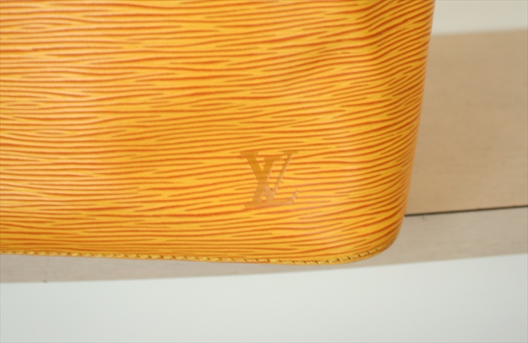 pitit noe epi yellow