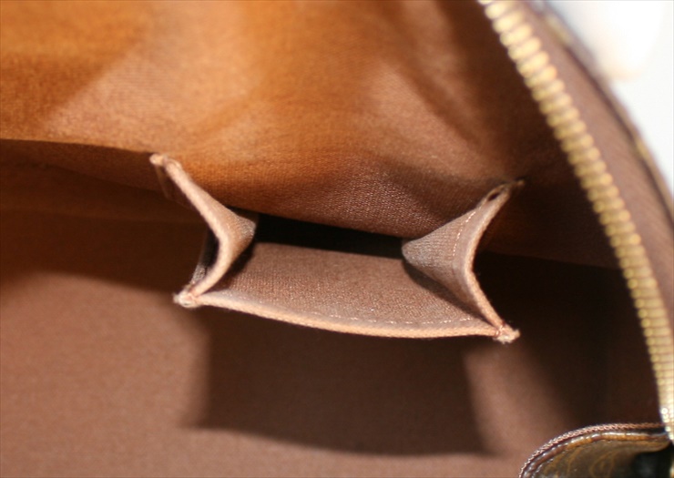 LOUIS VUITTON ALMA Monogram