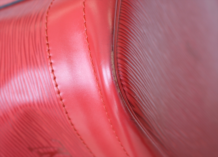 OUIS VUITTON NOE Epi Red