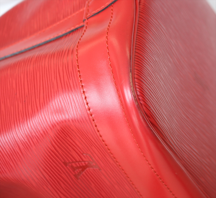 OUIS VUITTON NOE Epi Red