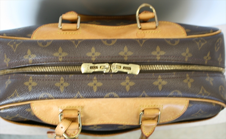 LOUIS VUITTON DEAUVILLE