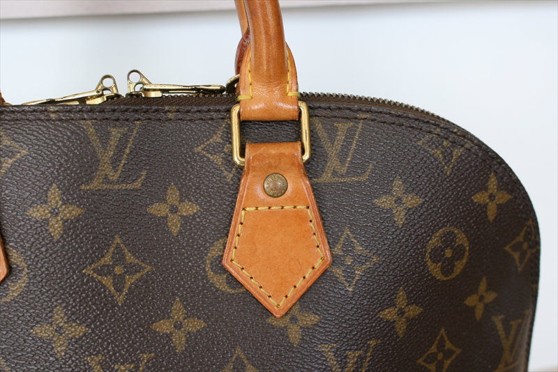 LOUIS VUITTON ALMA Monogram