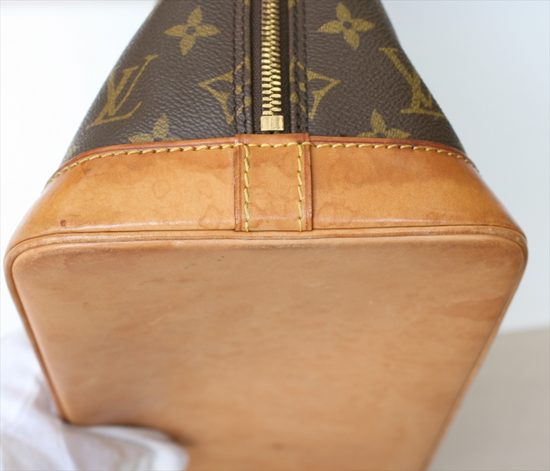 LOUIS VUITTON ALMA Monogram