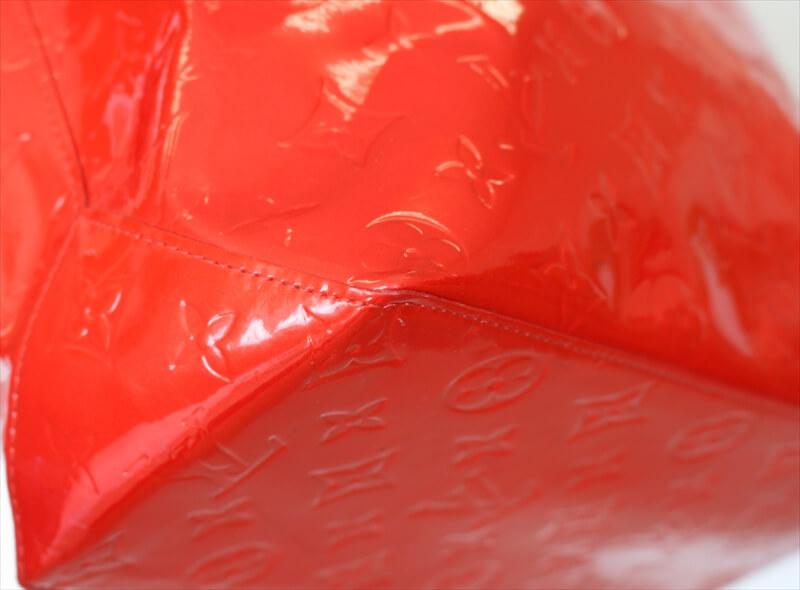 OUIS VUITTON READE MM Tote Bag Vernis Rouge