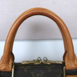 LOUIS VUITTON ALMA MONOGRAM
