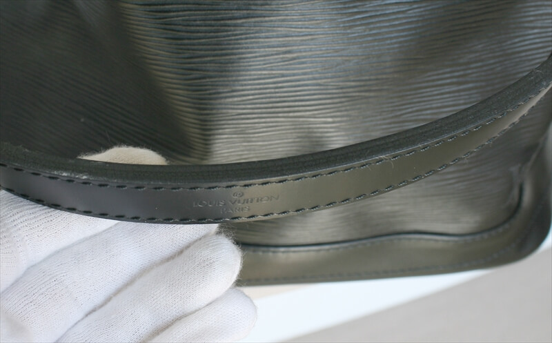 LOUIS VUITTON NOE Epi BLACK NOIR