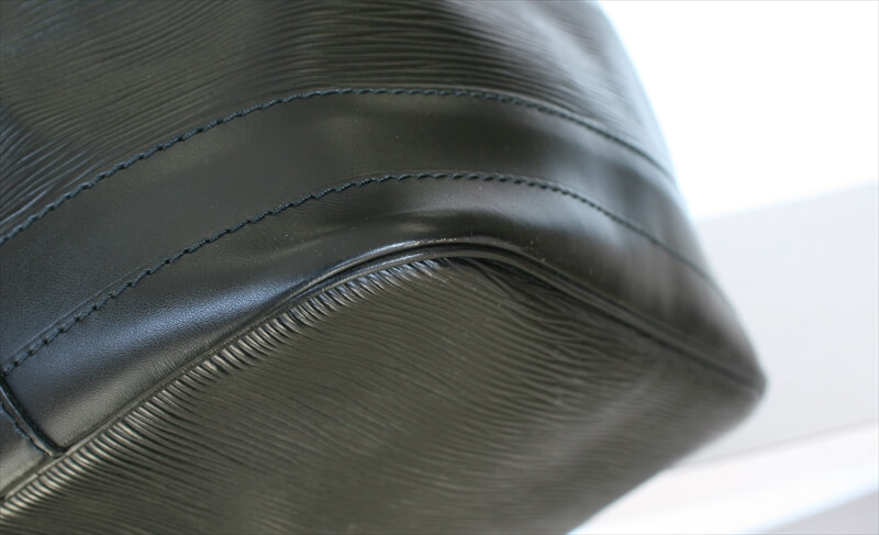 LOUIS VUITTON NOE Epi BLACK NOIR