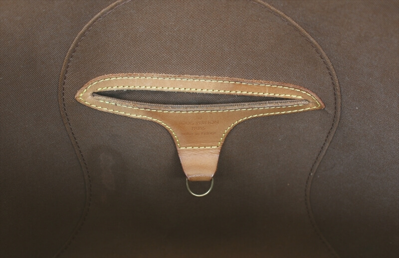 Louis Vuitton Ellipse Handbag 390600