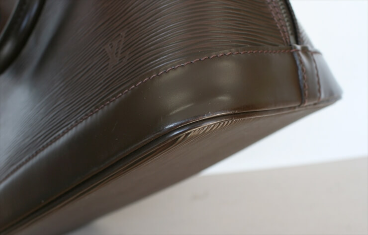 LOUIS VUITTON ALMA Epi Brown