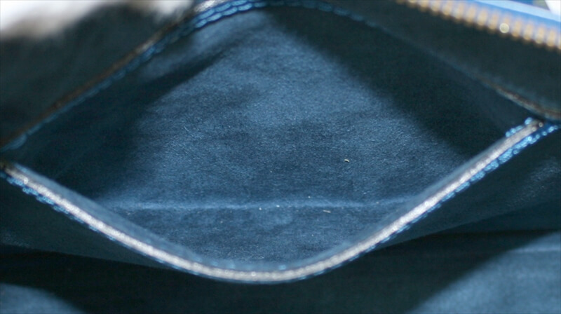 LOUIS VUITTON ALMA Epi Blue Handbag