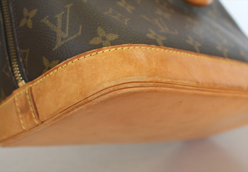 LOUIS VUITTON ALMA Monogram