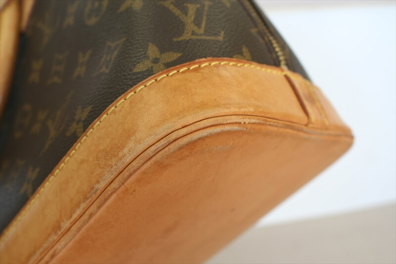 LOUIS VUITTON ALMA Monogram