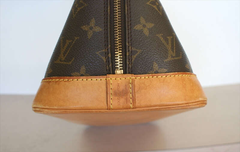 LOUIS VUITTON ALMA Monogram