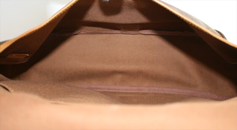 OUIS VUITTON SAUMUR35 Monogram