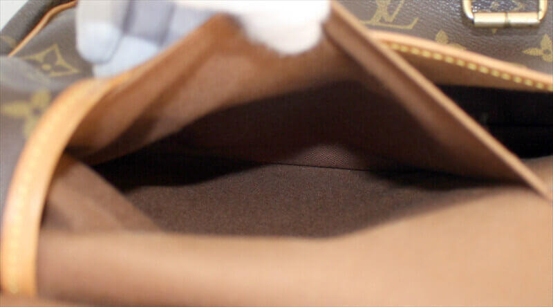 OUIS VUITTON SAUMUR35 Monogram