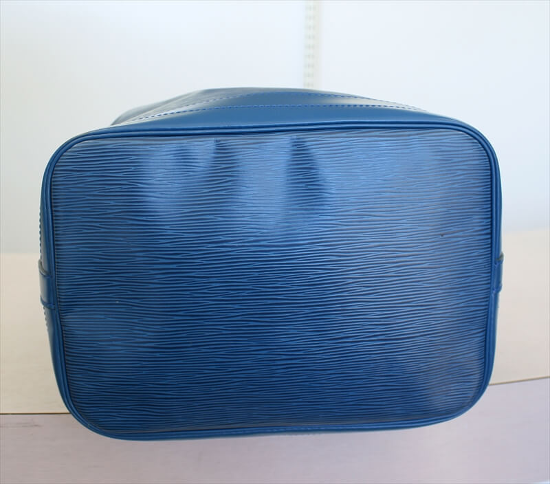 LOUIS VUITTON NOE EPI Blue Shoulder Bag