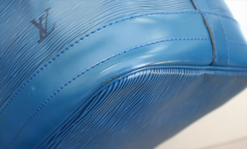 LOUIS VUITTON NOE EPI Blue Shoulder Bag