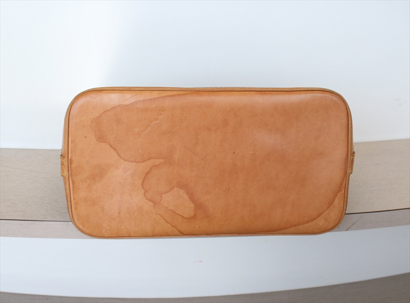 LOUIS VUITTON ALMA Monogram