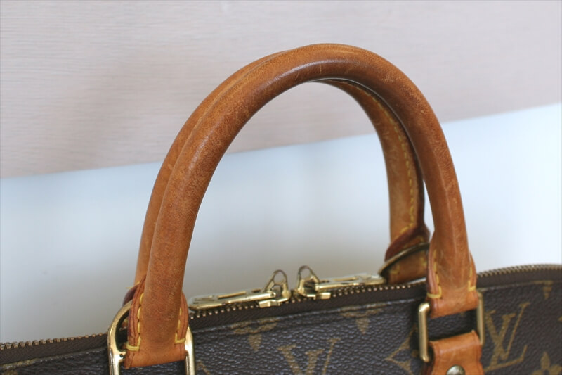 LOUIS VUITTON ALMA Monogram
