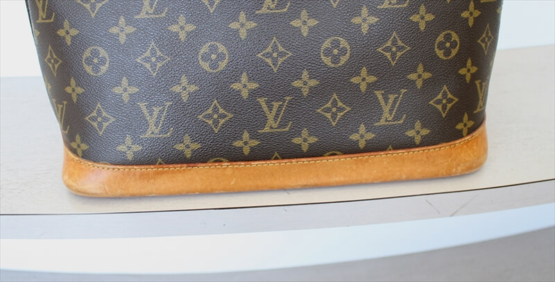 LOUIS VUITTON ALMA Monogram