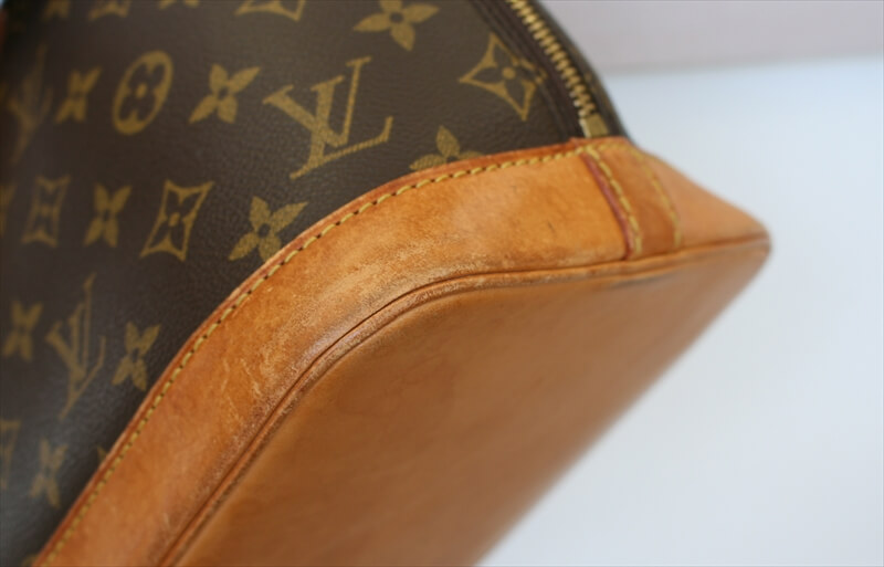 LOUIS VUITTON ALMA Monogram