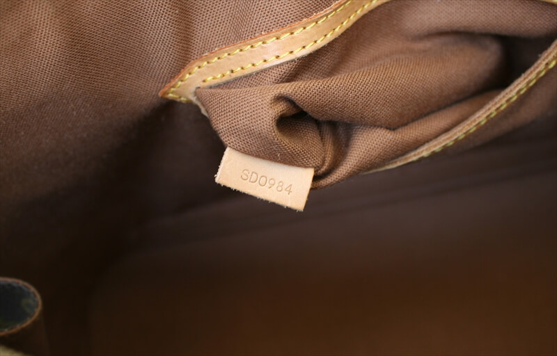 LOUIS VUITTON ALMA Monogram