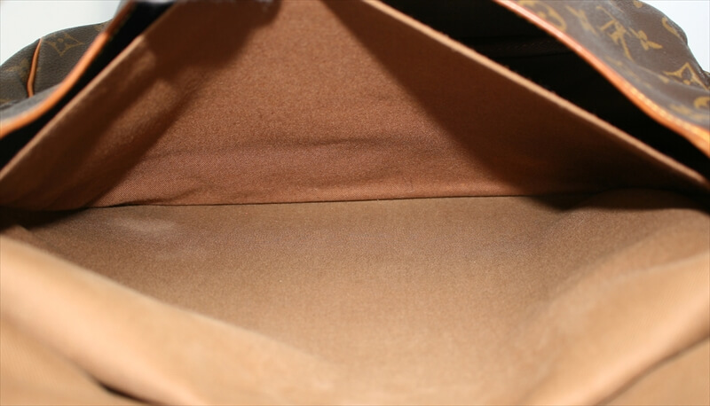 LOUIS VUITTON SAUMUR35 Monogram