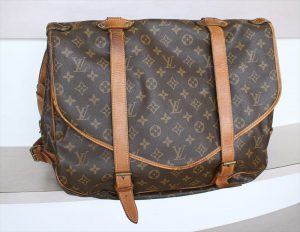 LOUIS VUITTON SAUMUR43 Monogram