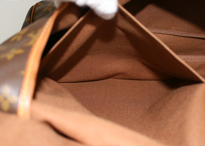 LOUIS VUITTON SAUMUR43 Monogram