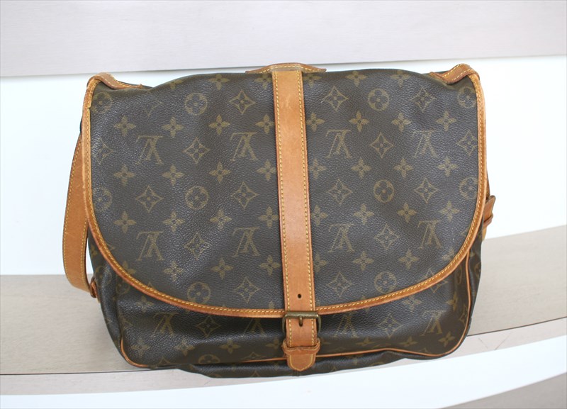 LOUIS VUITTON SAUMUR35 Monogram