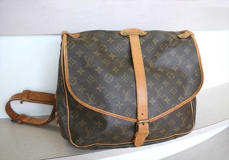 LOUIS VUITTON SAUMUR35 Monogram