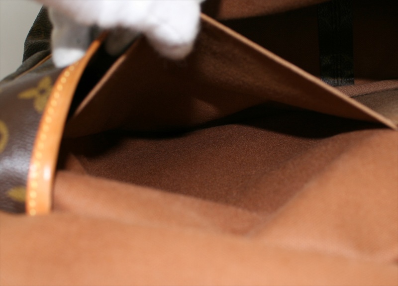 LOUIS VUITTON SAUMUR35 Monogram