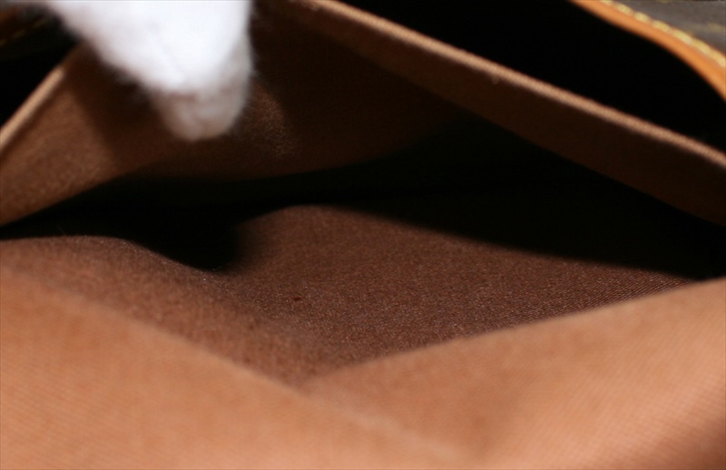 LOUIS VUITTON SAUMUR35 Monogram