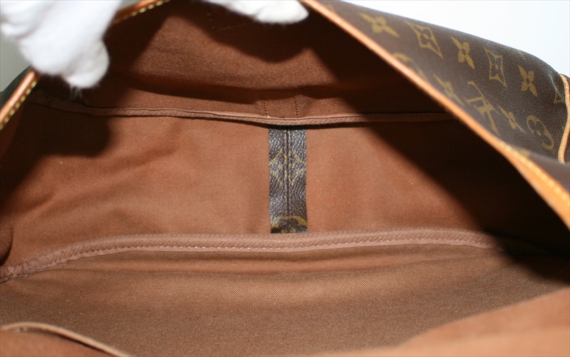 LOUIS VUITTON SAUMUR35 Monogram