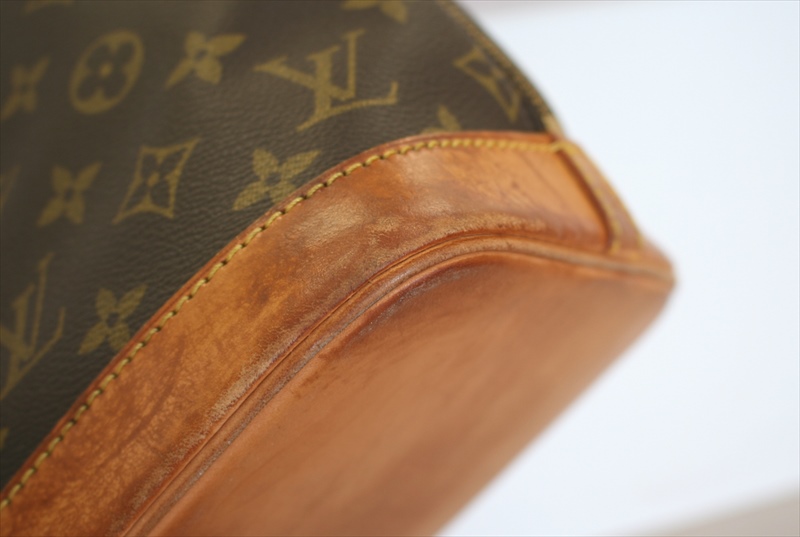 LOUIS VUITTON ALMA Monogram