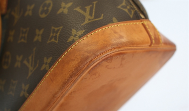 LOUIS VUITTON ALMA Monogram