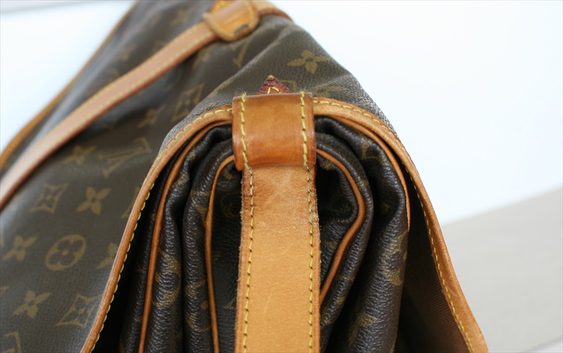 LOUIS VUITTON SAUMUR35 Monogram