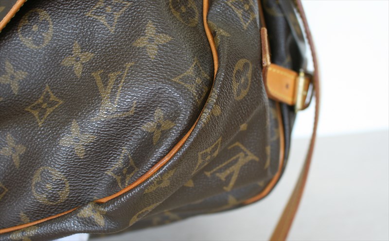 LOUIS VUITTON SAUMUR35 Monogram