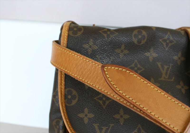 LOUIS VUITTON SAUMUR35 Monogram
