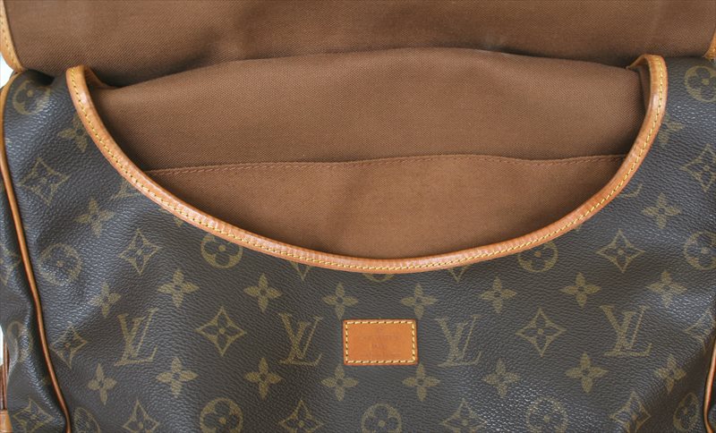 LOUIS VUITTON SAUMUR35 Monogram