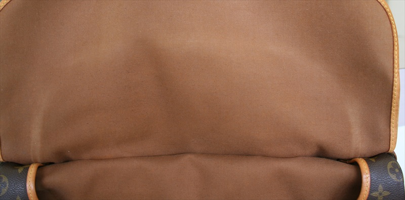 LOUIS VUITTON SAUMUR43 Monogram