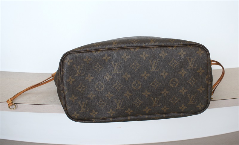 NEVERFULL MM Monogram