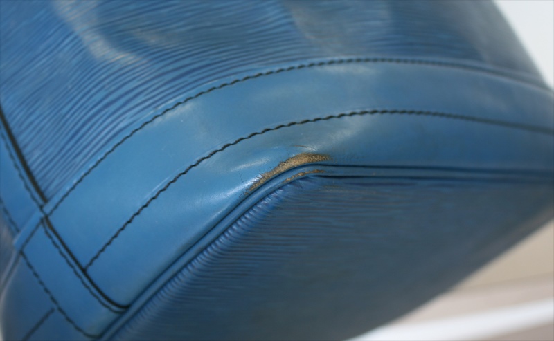 LOUIS VUITTON NOE EPI Blue
