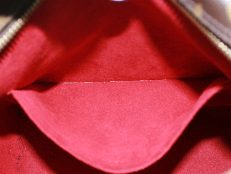 Excentri Cite Monogram