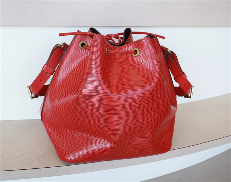 lv epi noe red