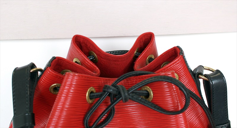 Louis Vuitton Epi Petit Noe Castillan Red Shoulder Bag - A World
