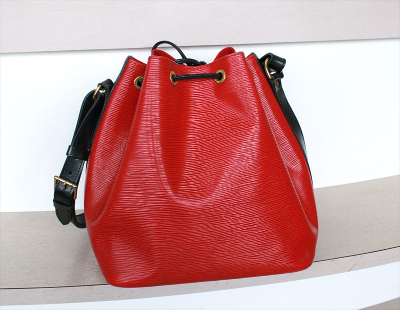 Louis Vuitton Vintage - Epi Bicolor Noe Bag - Brown - Leather and Epi  Leather Handbag - Luxury High Quality - Avvenice