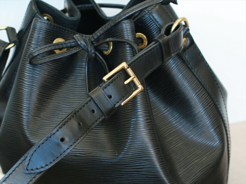 PETIT NOE Epi Black Noir